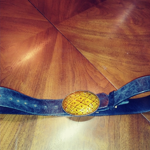 GAP Accessories - Gap belt with boho buckle. Leather.